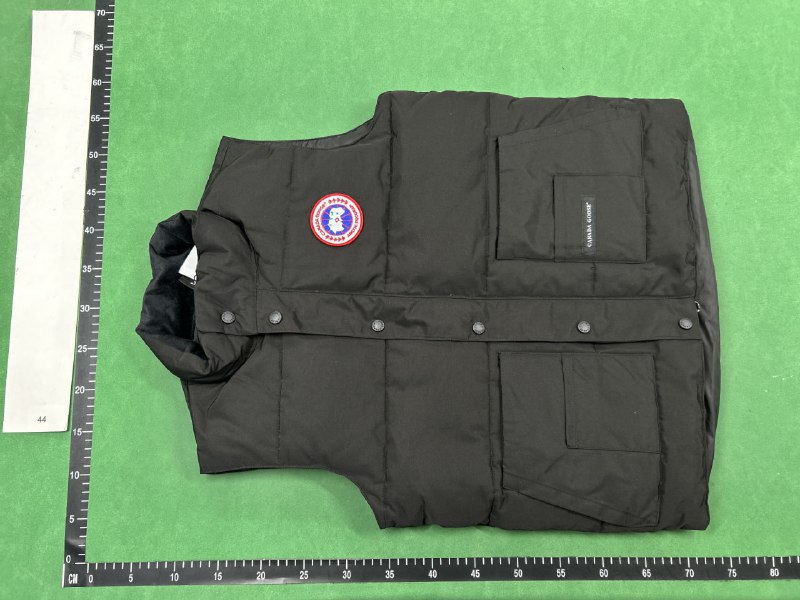 Canada Goose Jacket  Vest ( 36 style ）