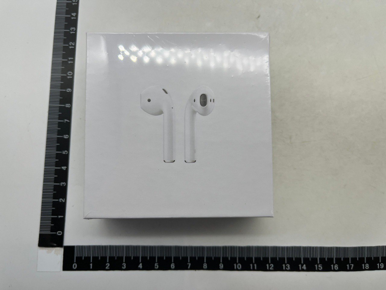 AirPods