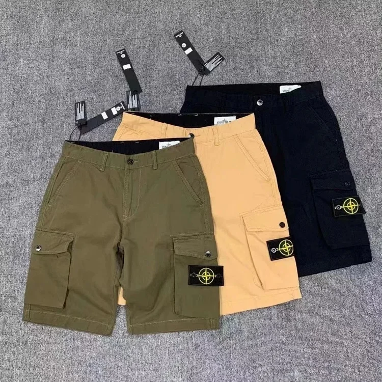 Stone island shorts   (28 CP)