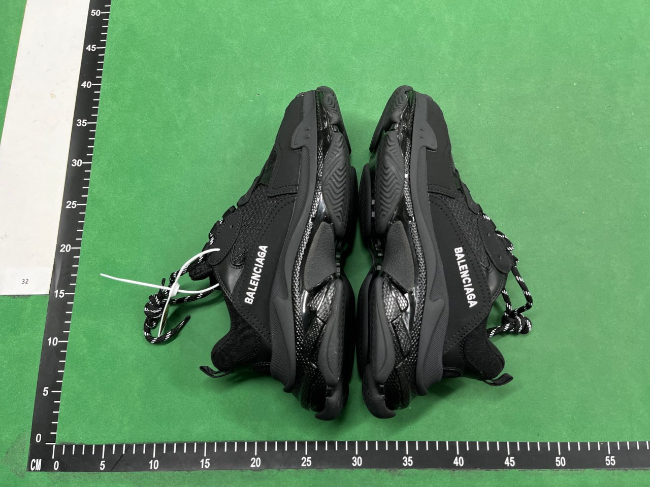 Balenciaga shoes  (36 CP)