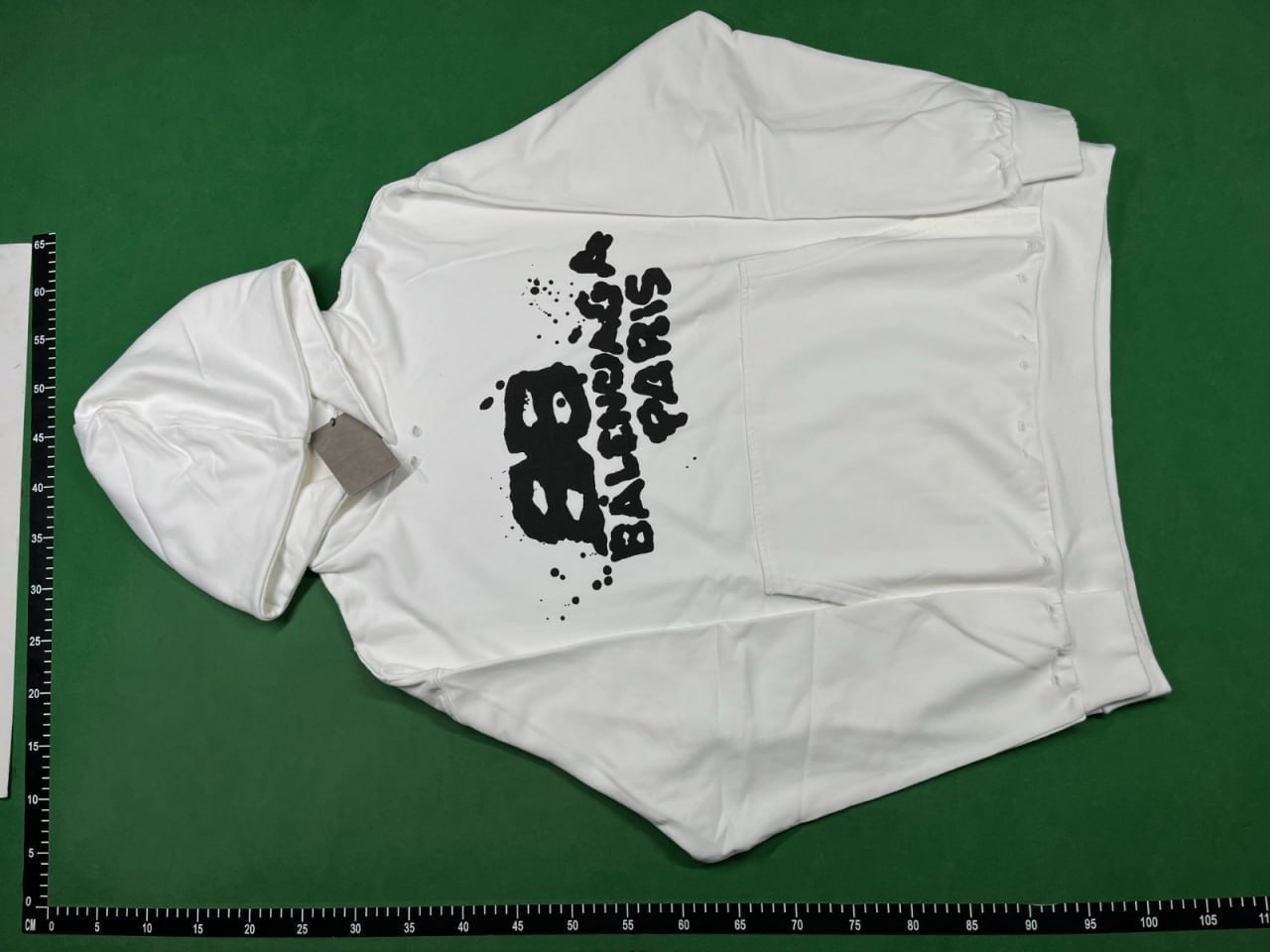 Balenciaga hoodie  (36 CP)