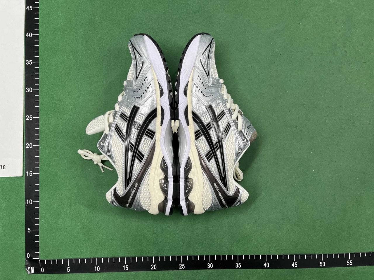 Asics shoes  (11 CP)