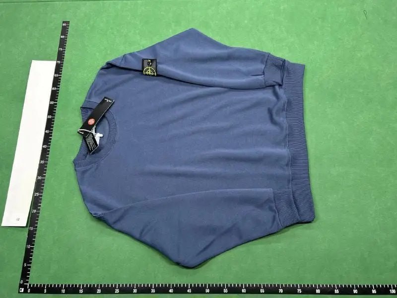 Stone island sweatshirt  (23 CP)